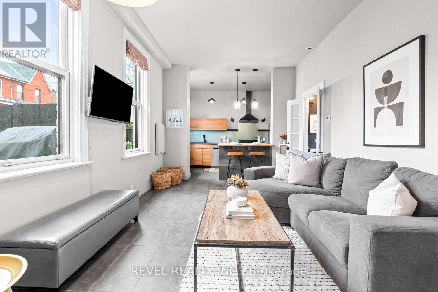 89 Foxley Street, Toronto (trinity-bellwoods), Ontario