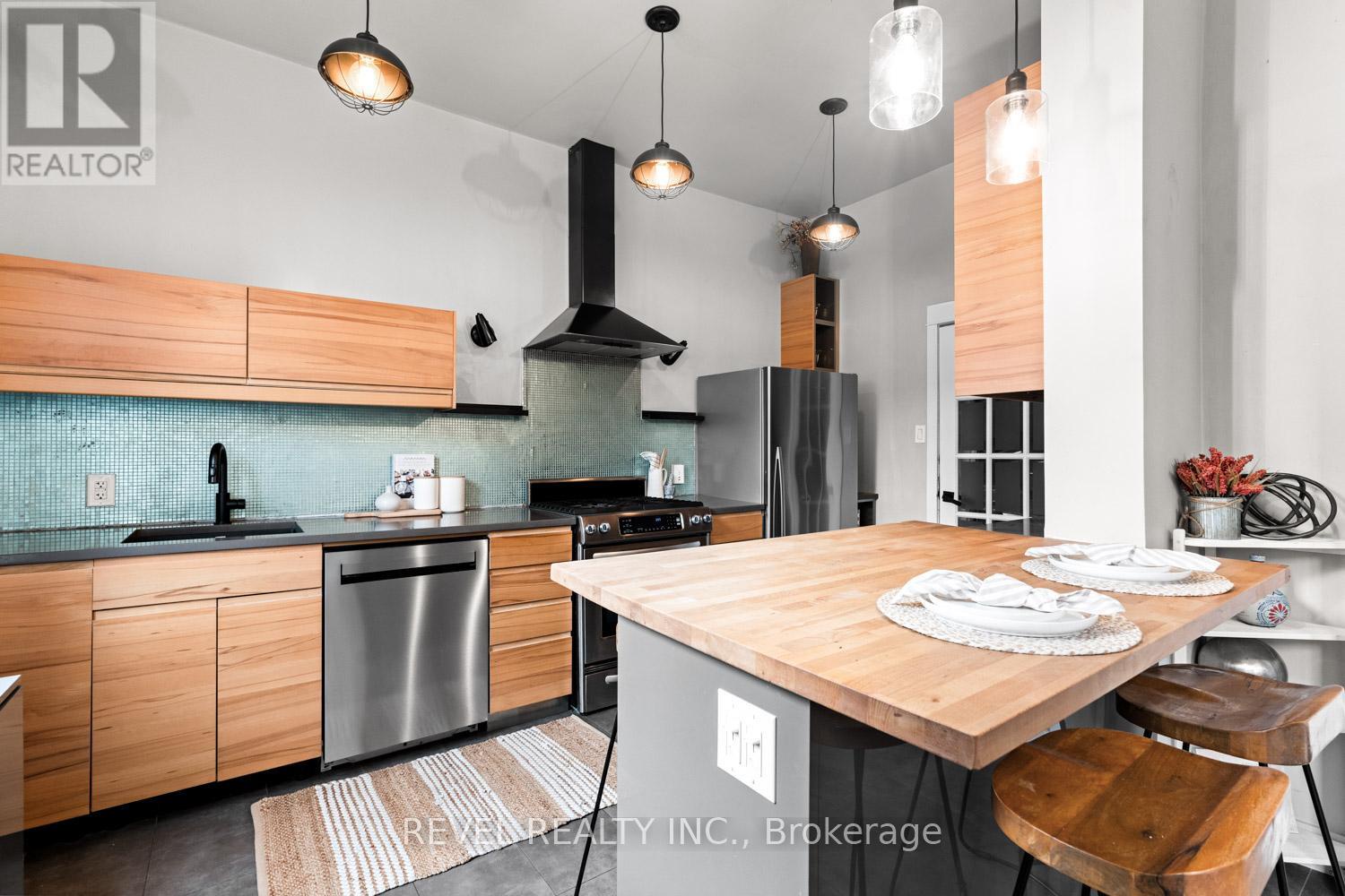 89 Foxley Street, Toronto (trinity-bellwoods), Ontario