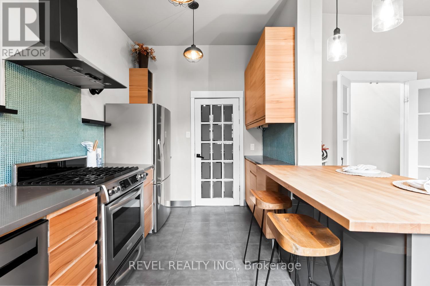89 Foxley Street, Toronto (trinity-bellwoods), Ontario