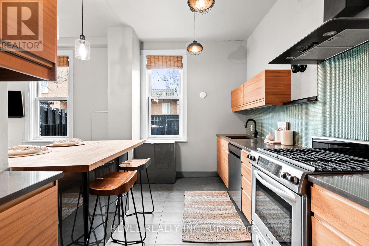 89 Foxley Street, Toronto (trinity-bellwoods), Ontario