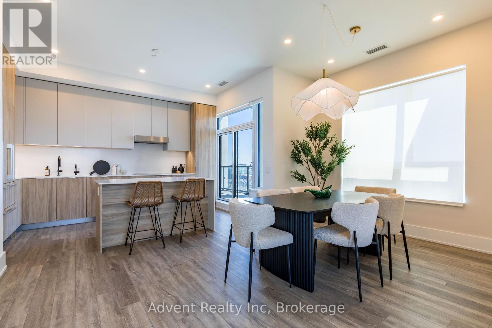Ph02 - 8 Cedarland Drive, Markham (unionville), Ontario