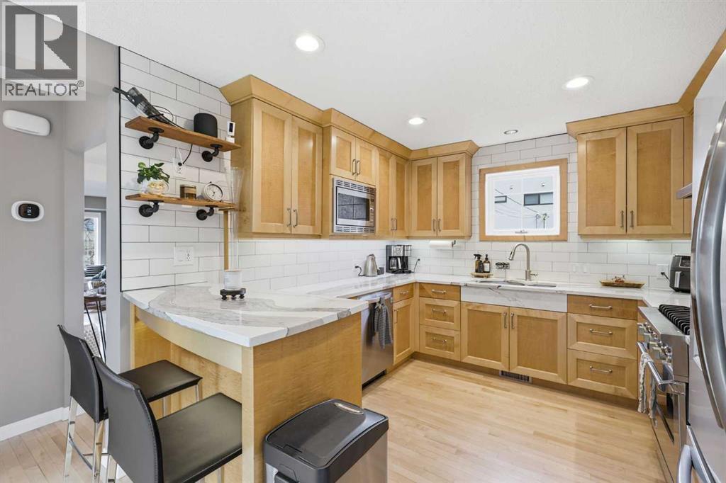 2712 22 Street Sw, Calgary, Alberta