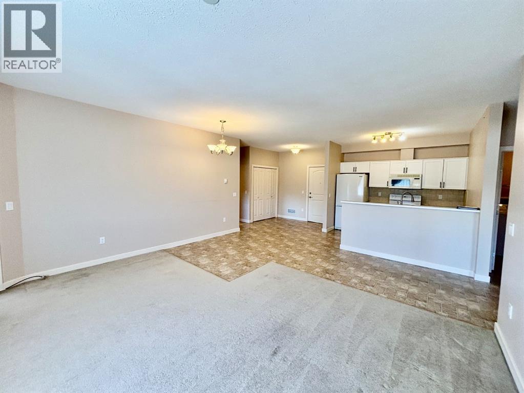 309, 109 Seabolt Drive, Hinton, Alberta