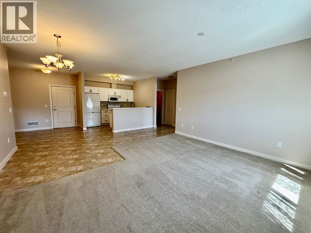 309, 109 Seabolt Drive, Hinton, Alberta