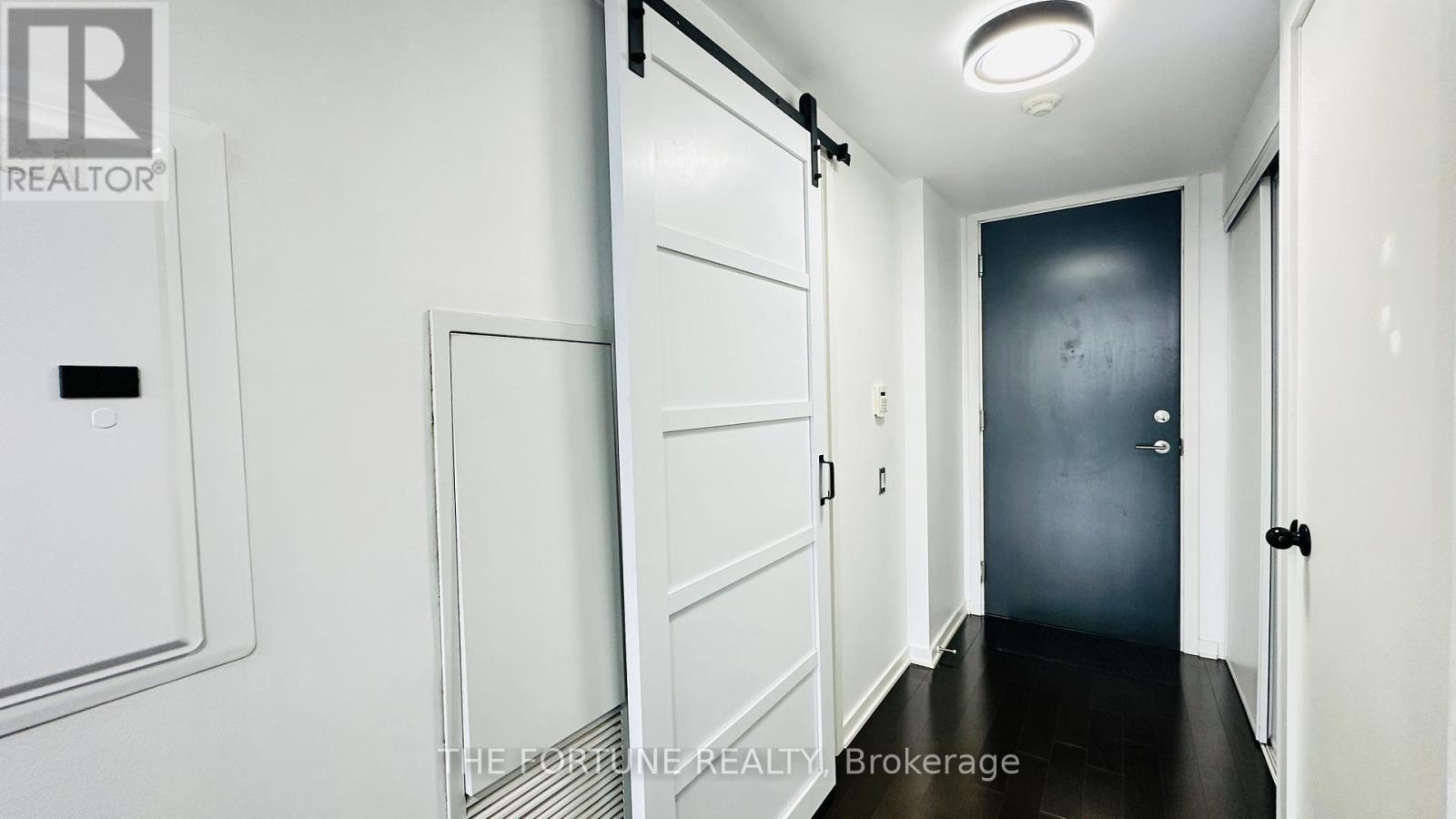 3213 - 105 The Queensway Avenue, Toronto (high Park-swansea), Ontario