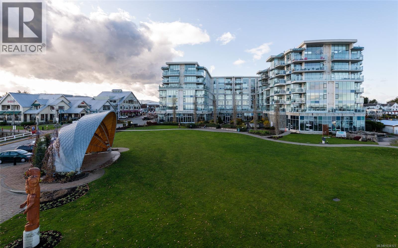 2295 Adela Pl, Sidney, British Columbia