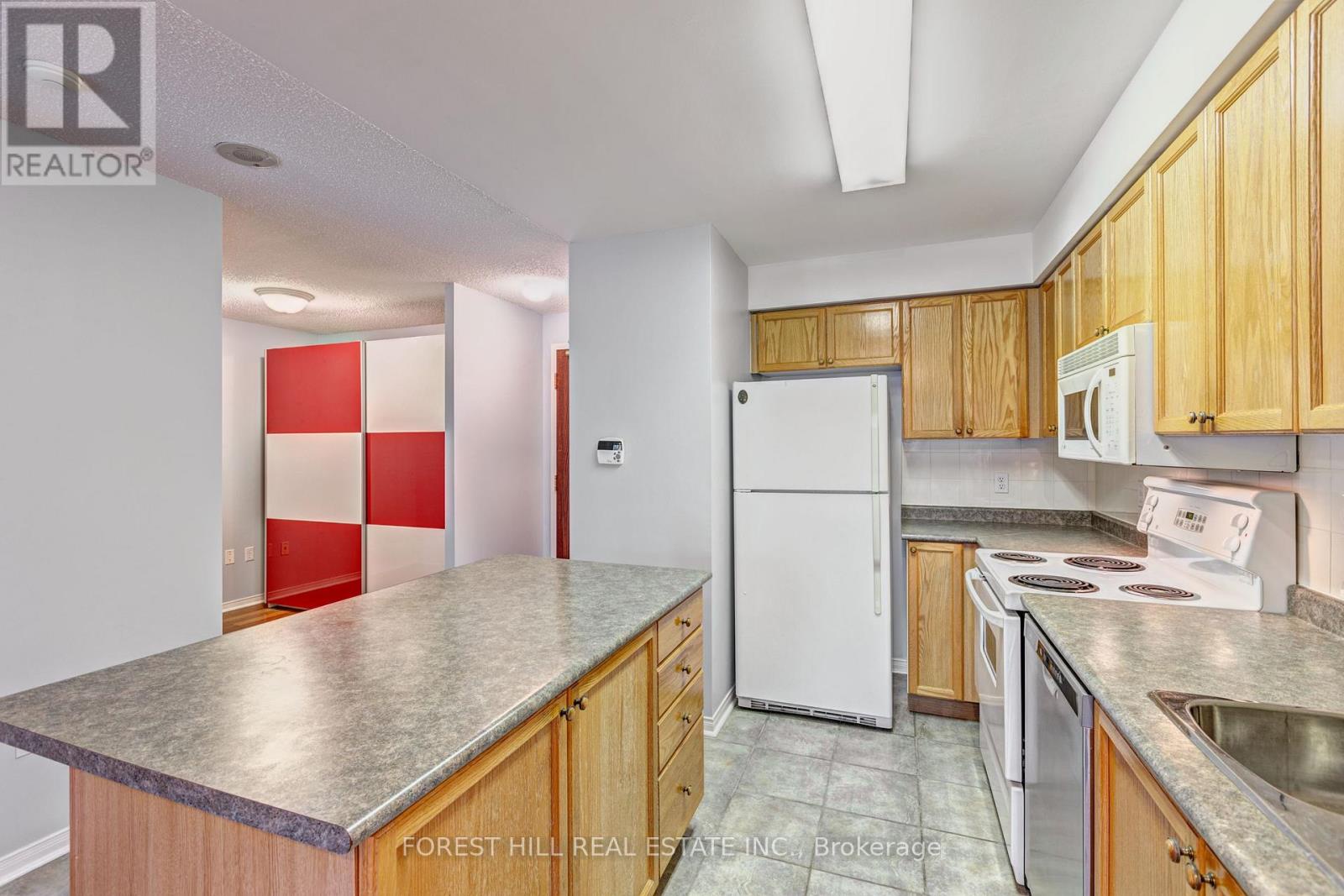 709 - 17 Michael Power Place, Toronto (islington-city Centre West), Ontario