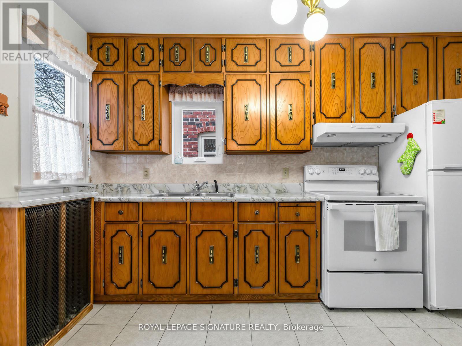 136 Cranbrooke Avenue, Toronto (lawrence Park North), Ontario