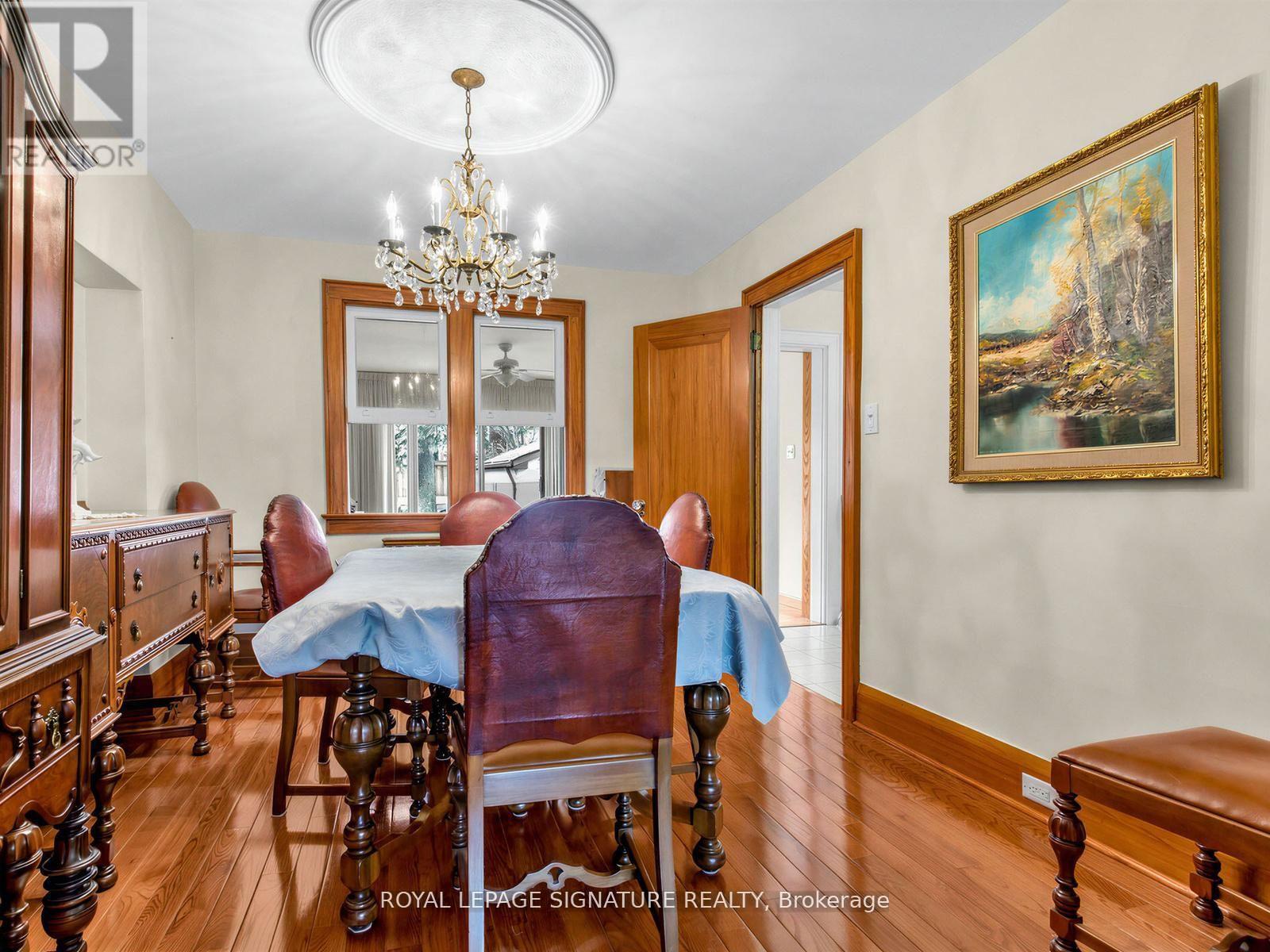 136 Cranbrooke Avenue, Toronto (lawrence Park North), Ontario
