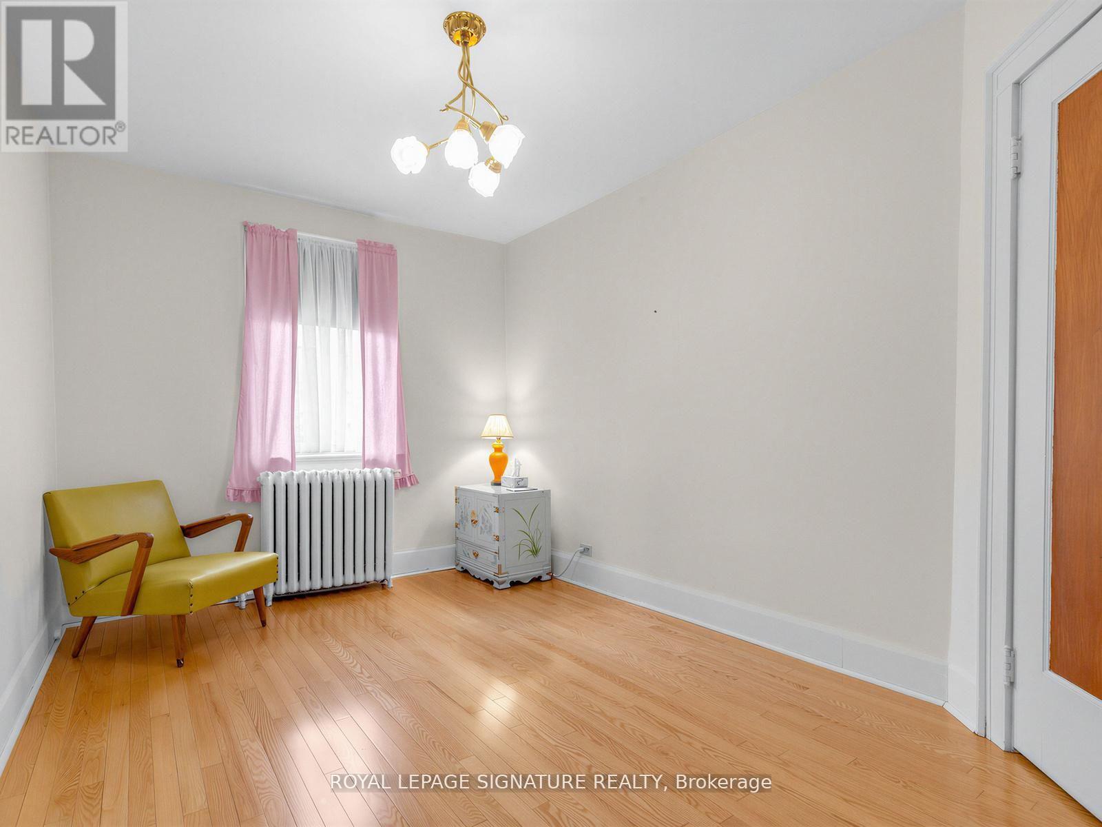 136 Cranbrooke Avenue, Toronto (lawrence Park North), Ontario