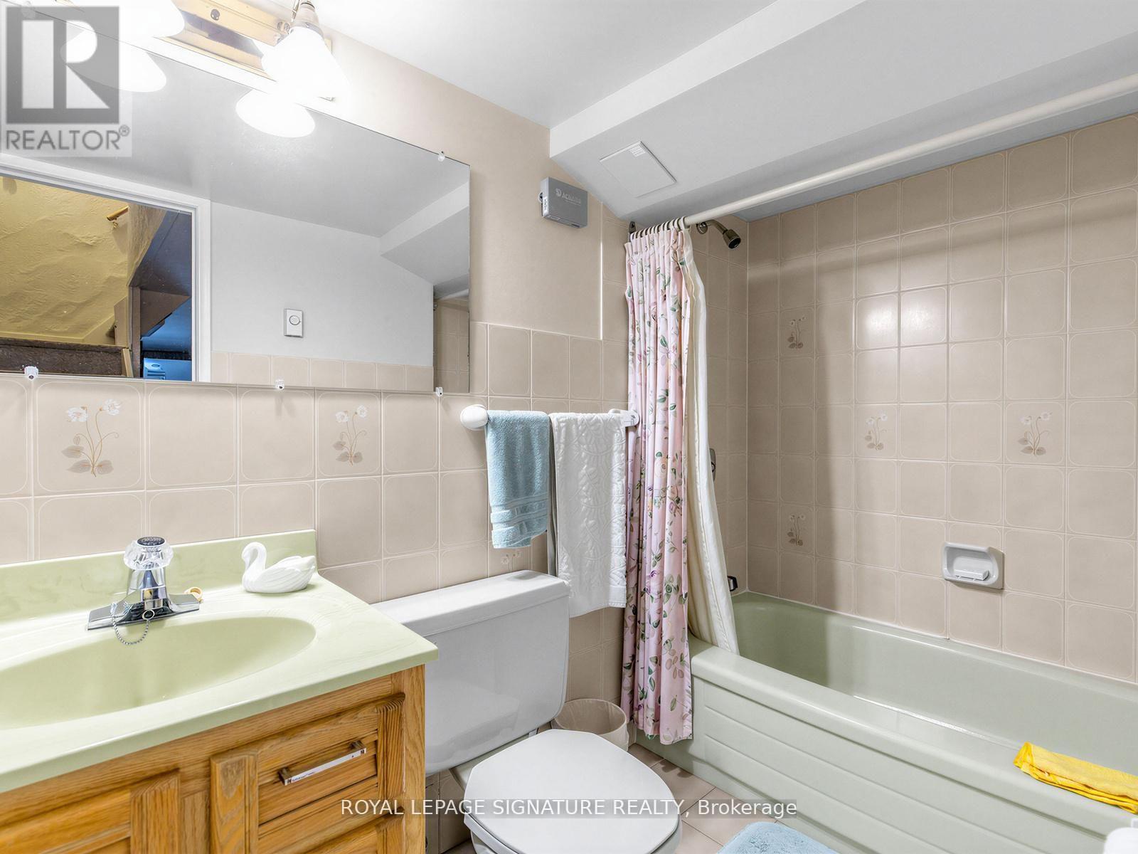 136 Cranbrooke Avenue, Toronto (lawrence Park North), Ontario
