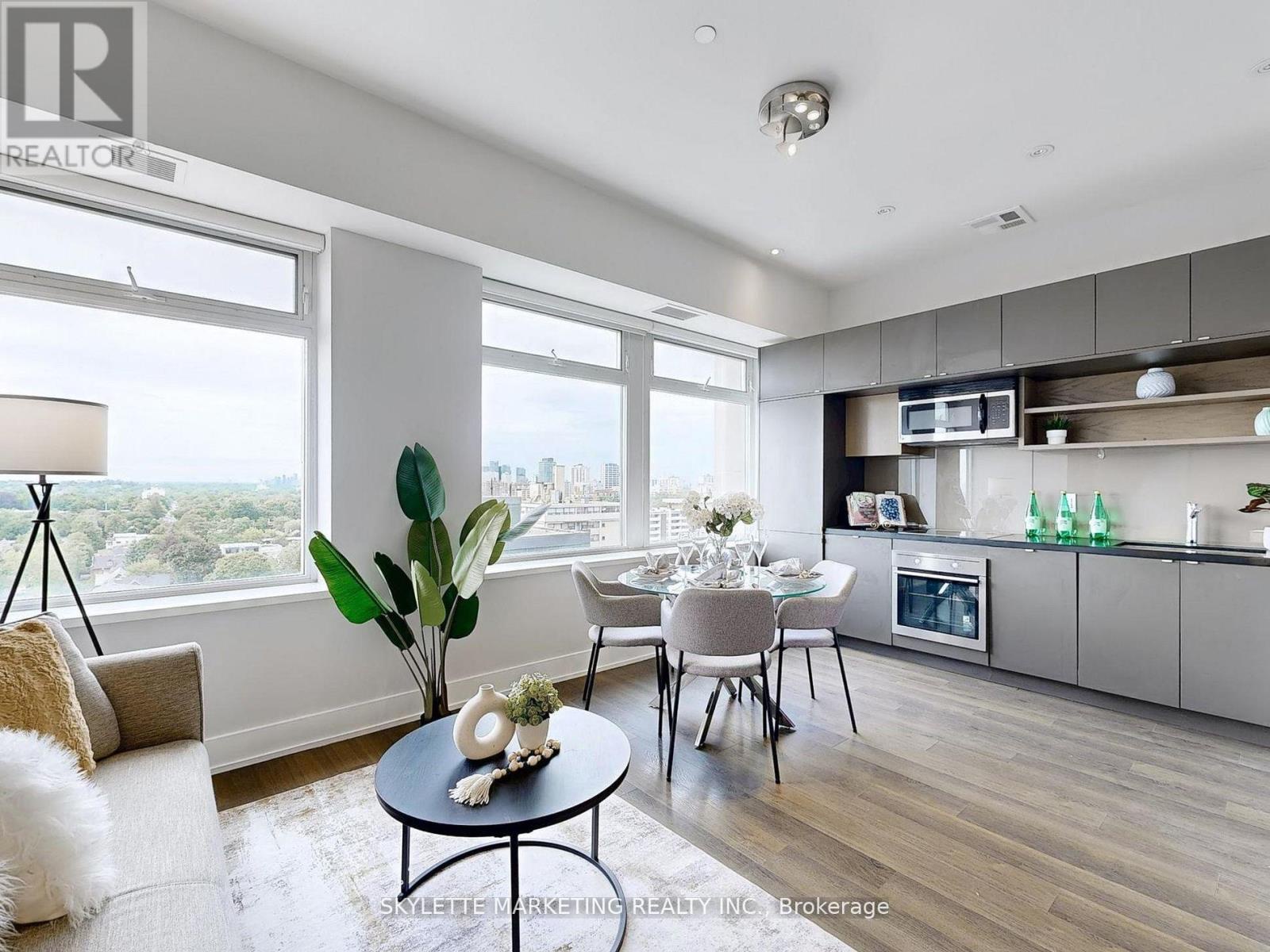 1128 - 111 St Clair Avenue W, Toronto (yonge-st. Clair), Ontario