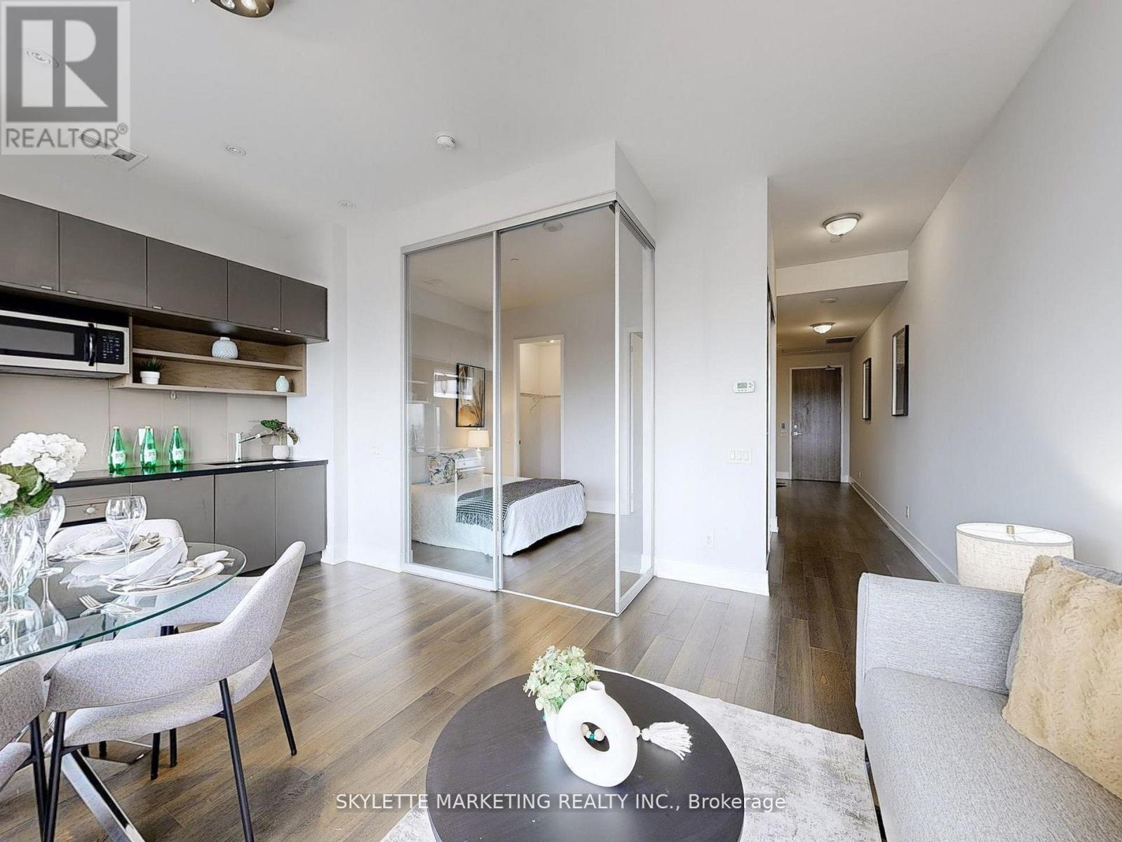 1128 - 111 St Clair Avenue W, Toronto (yonge-st. Clair), Ontario
