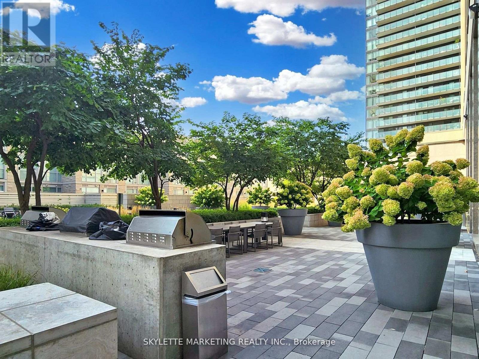 1128 - 111 St Clair Avenue W, Toronto (yonge-st. Clair), Ontario