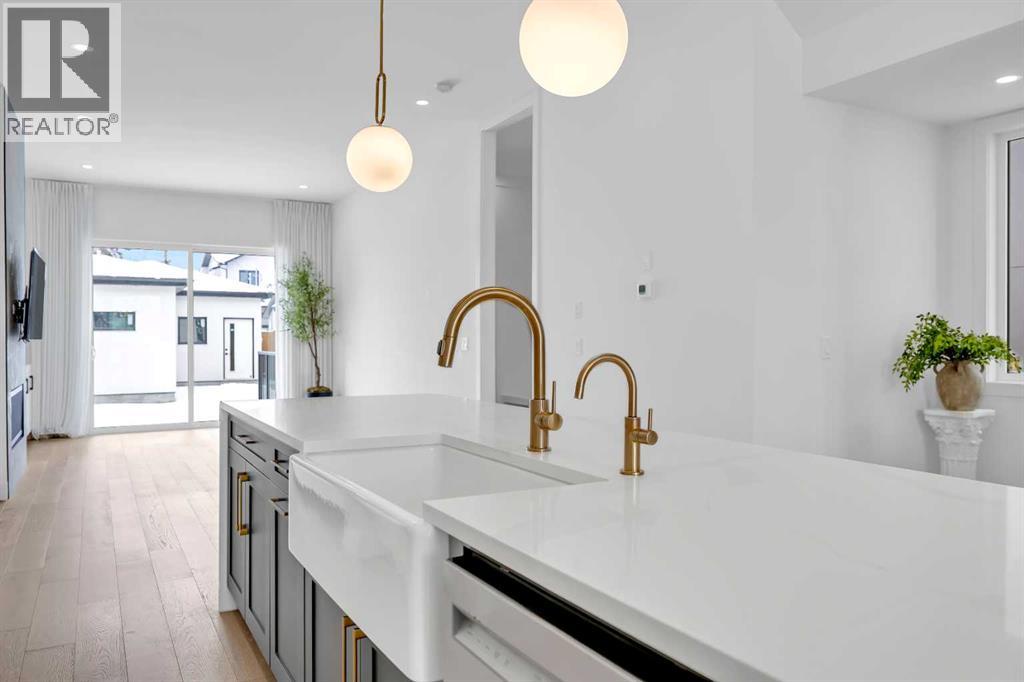 2625 29 Street Sw, Calgary, Alberta