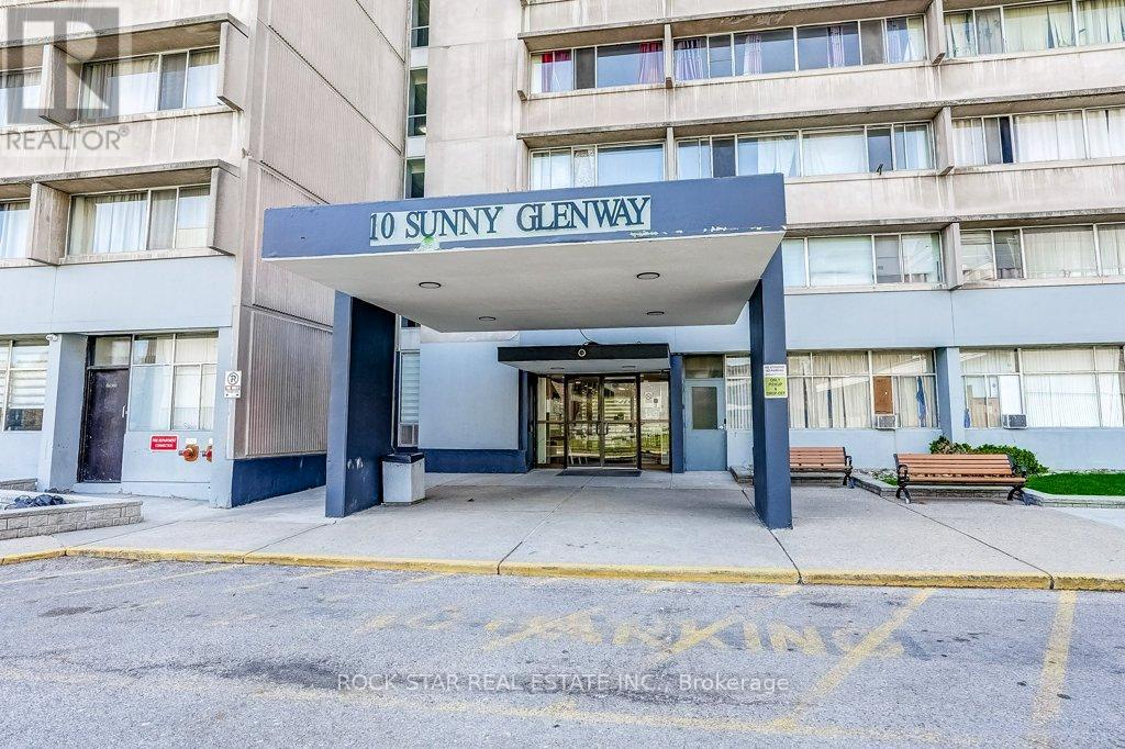 708 - 10 Sunny Glenway, Toronto (flemingdon Park), Ontario