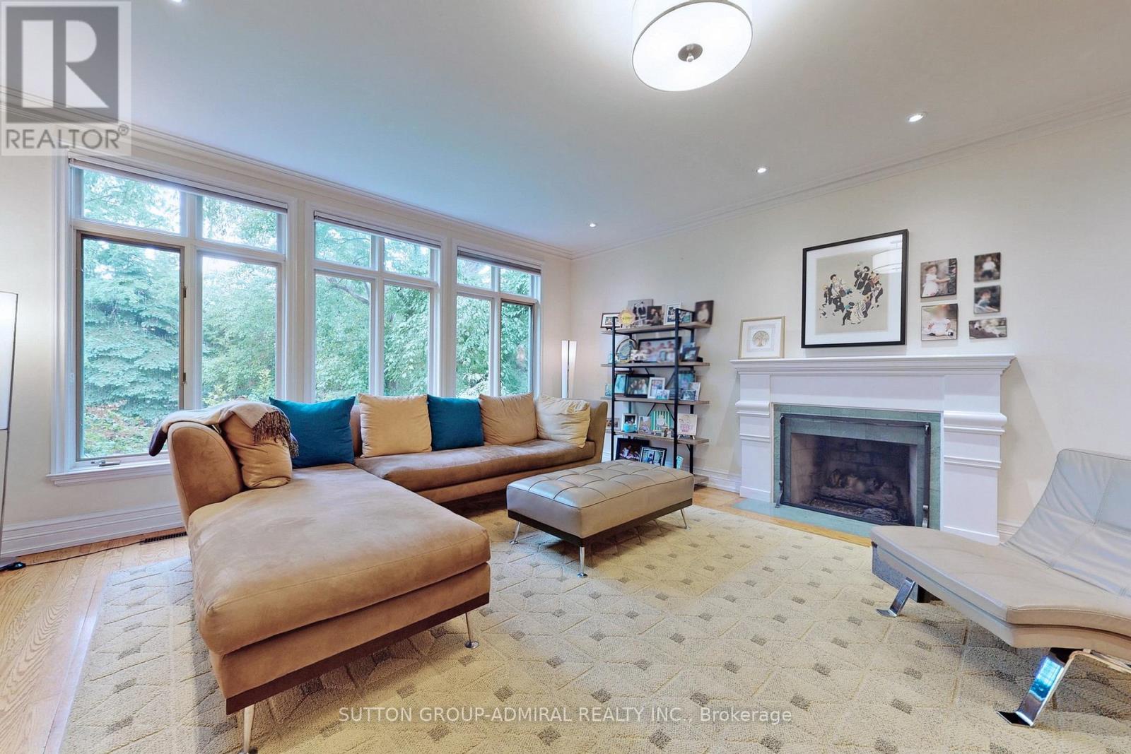 27 Shelborne Avenue, Toronto (bedford Park-nortown), Ontario