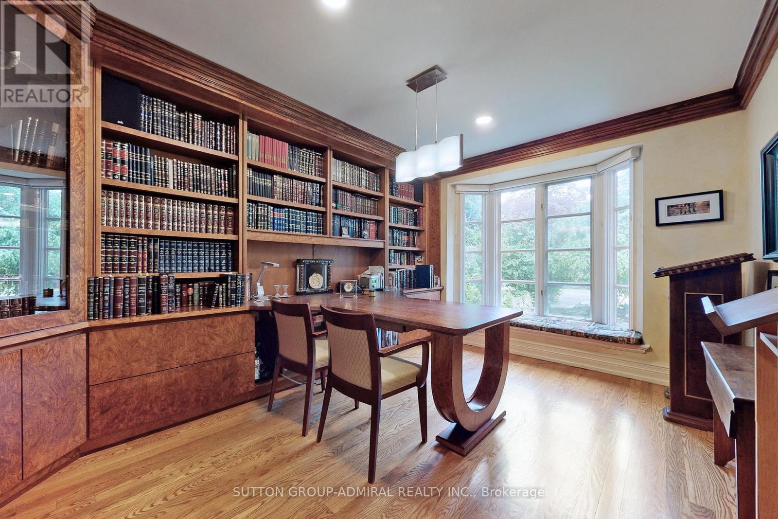 27 Shelborne Avenue, Toronto (bedford Park-nortown), Ontario