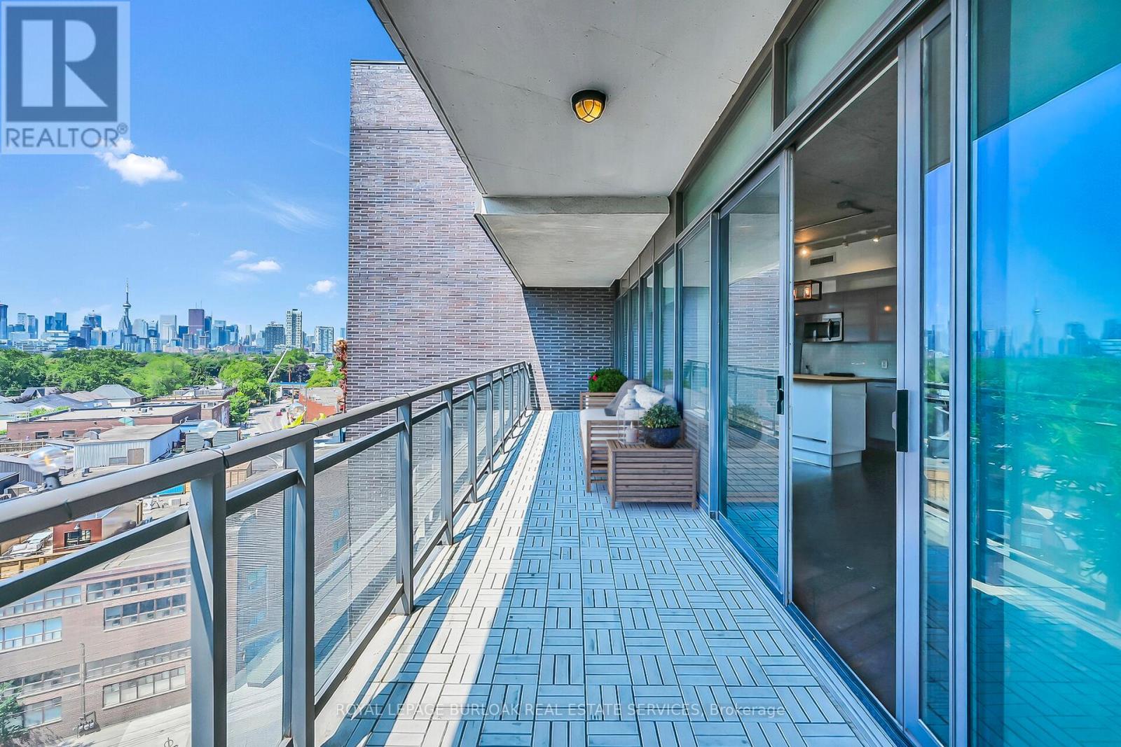 902 - 1201 Dundas Street E, Toronto (south Riverdale), Ontario