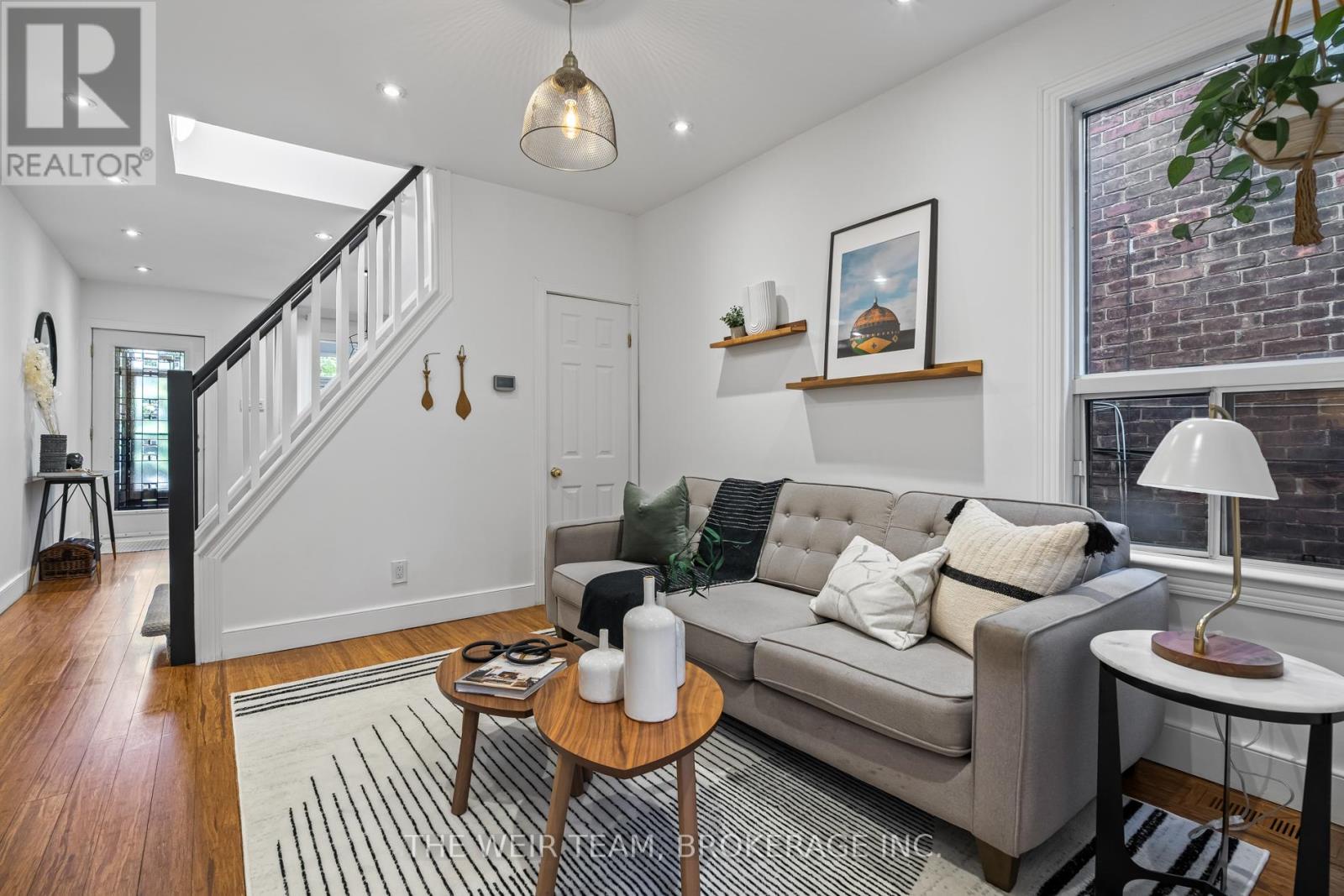 612 Woodbine Avenue, Toronto (woodbine Corridor), Ontario