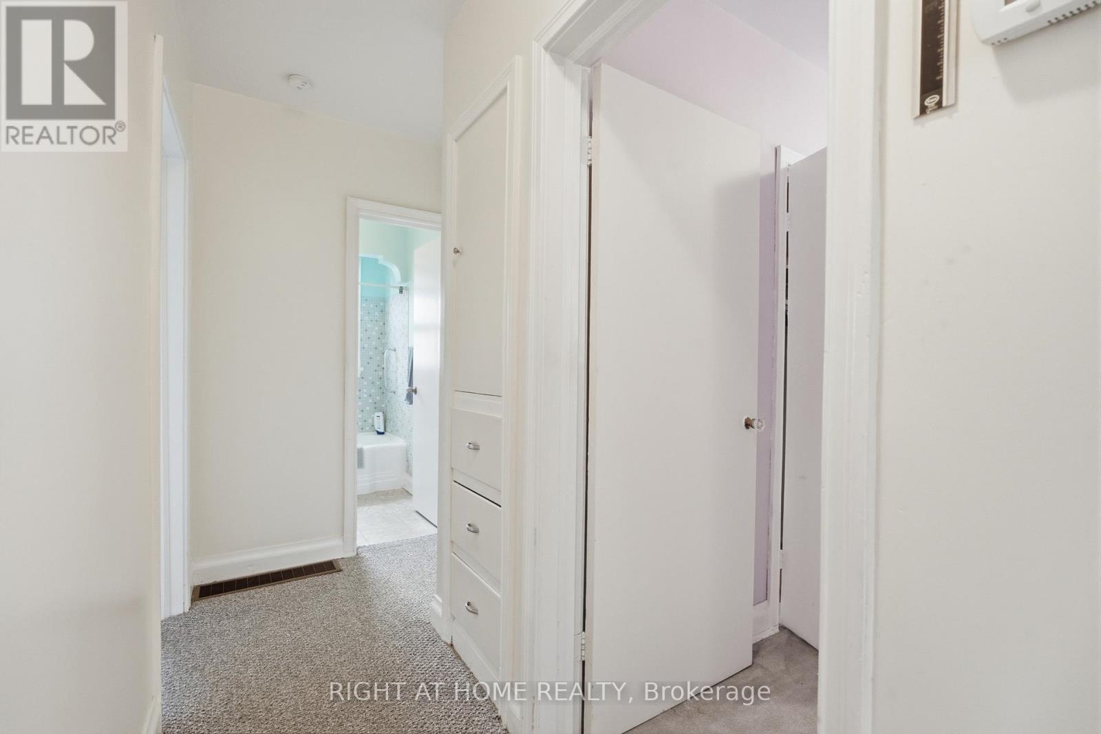 258 Beta Street, Toronto (alderwood), Ontario