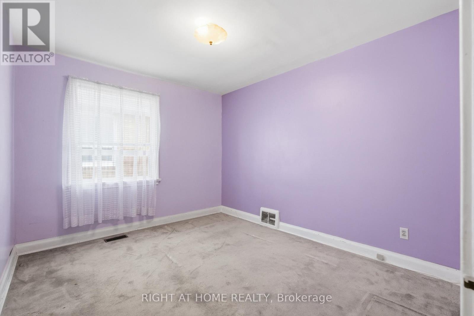 258 Beta Street, Toronto (alderwood), Ontario