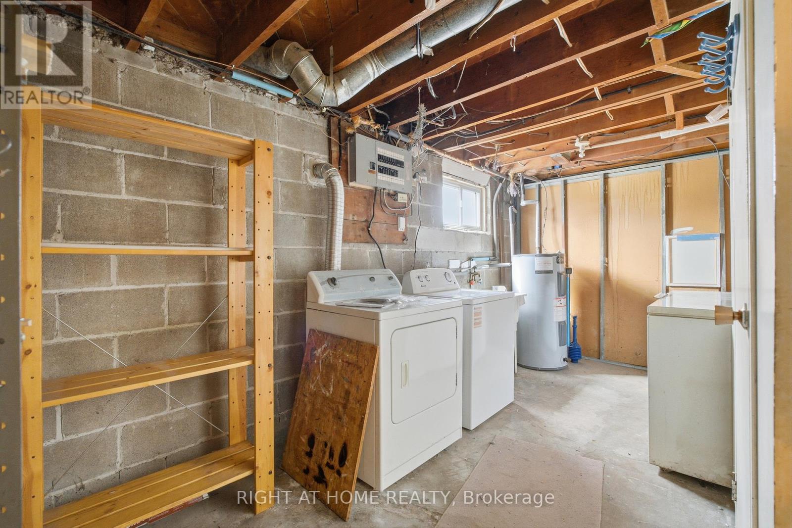258 Beta Street, Toronto (alderwood), Ontario