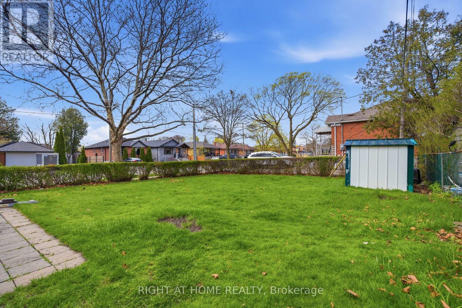 258 Beta Street, Toronto (alderwood), Ontario