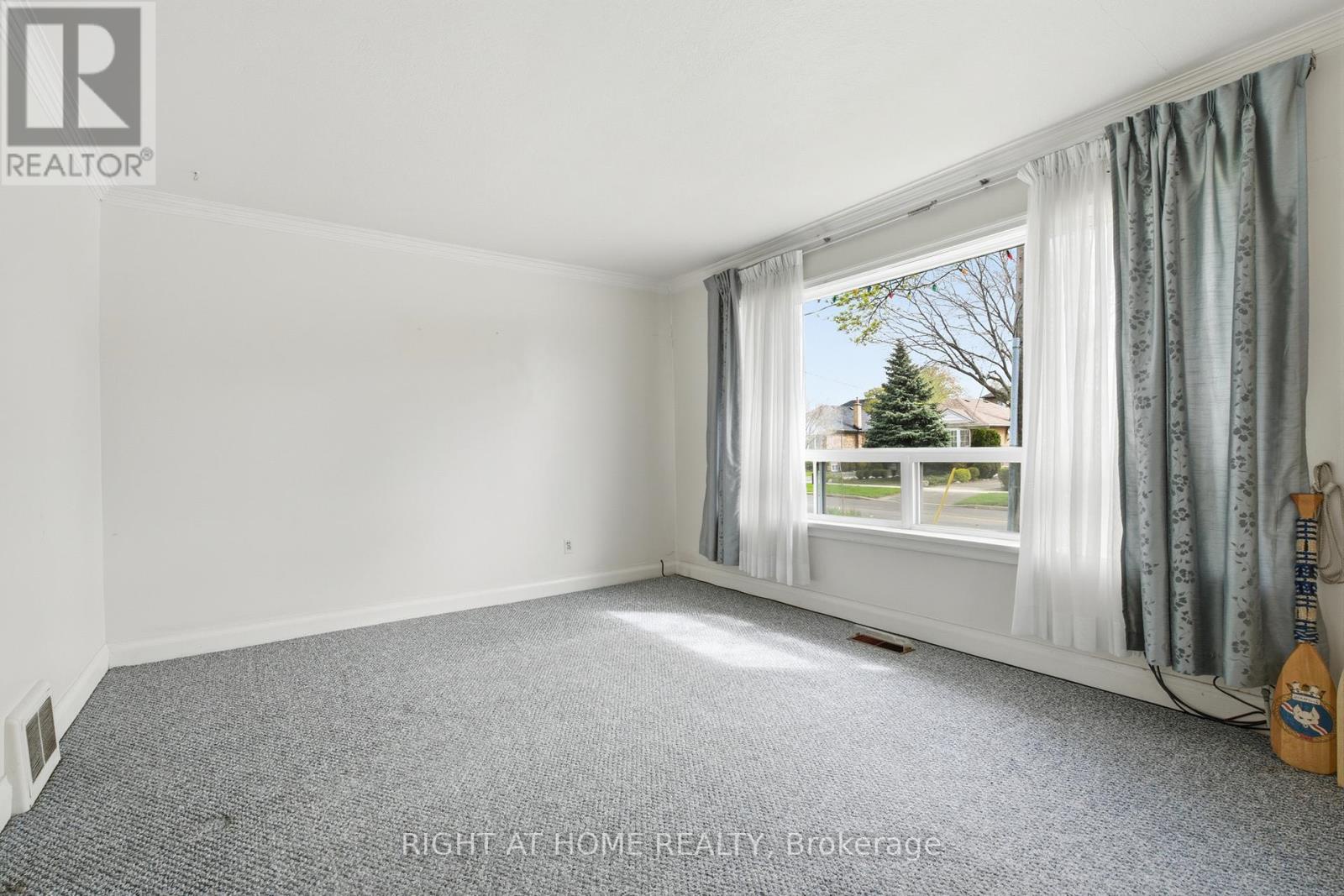 258 Beta Street, Toronto (alderwood), Ontario