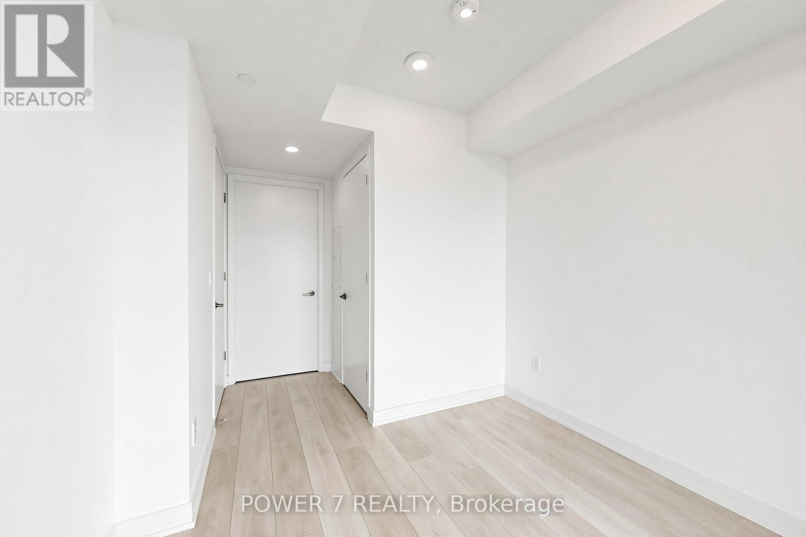 1309 - 8 Tippett Road, Toronto (clanton Park), Ontario
