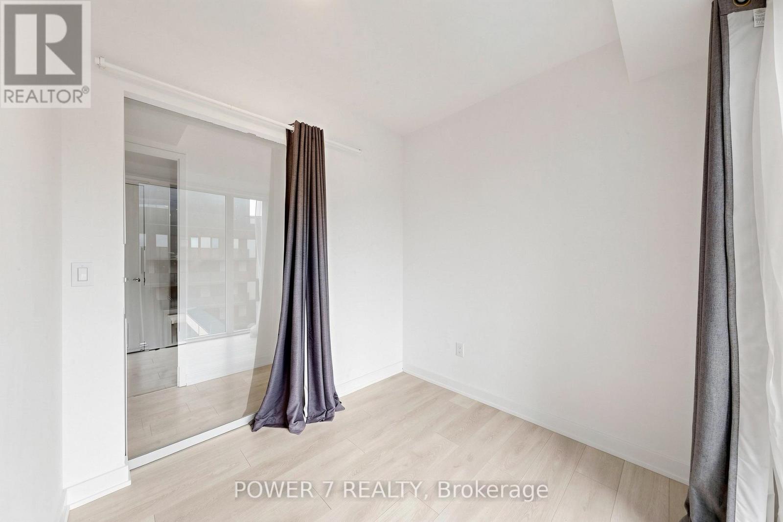1309 - 8 Tippett Road, Toronto (clanton Park), Ontario