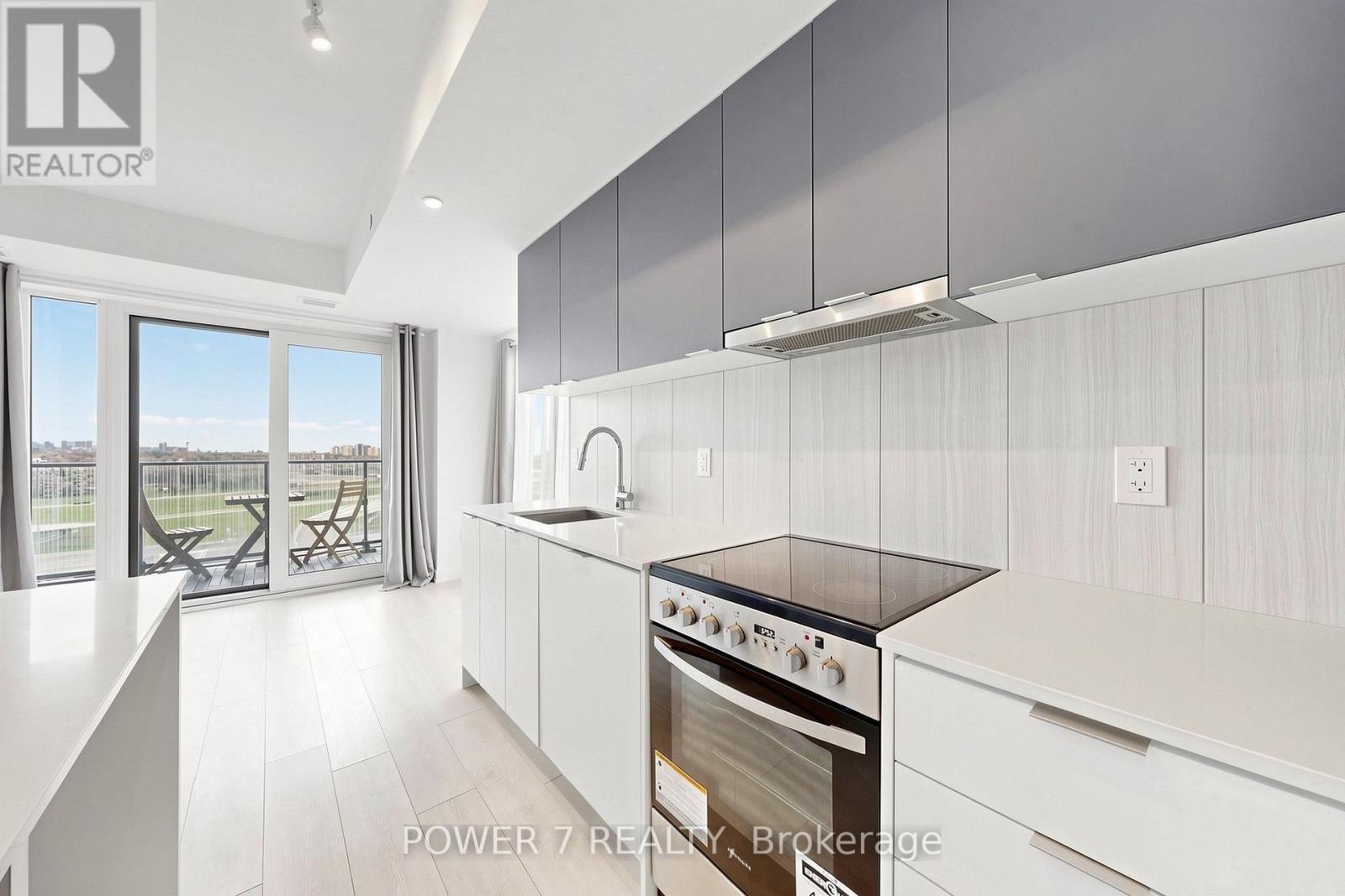 1309 - 8 Tippett Road, Toronto (clanton Park), Ontario