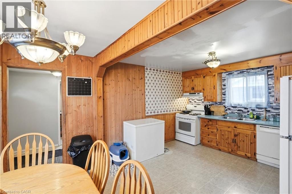 520 Alder Street E, Dunnville, Ontario