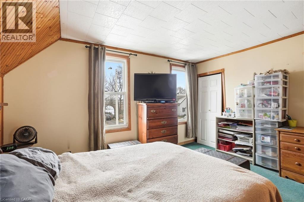 520 Alder Street E, Dunnville, Ontario