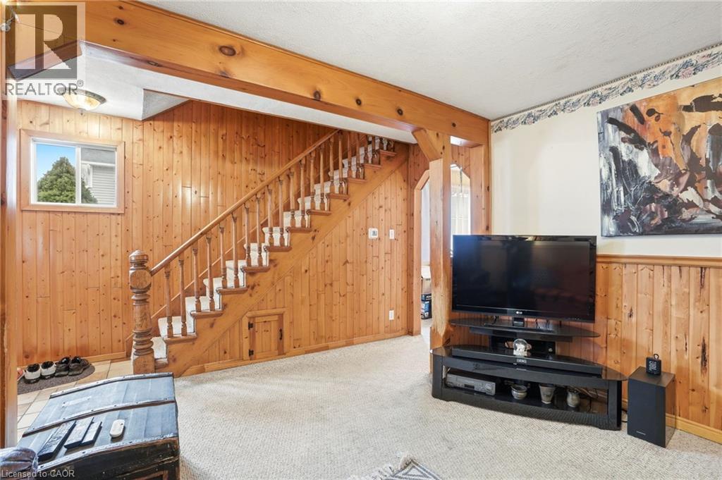 520 Alder Street E, Dunnville, Ontario