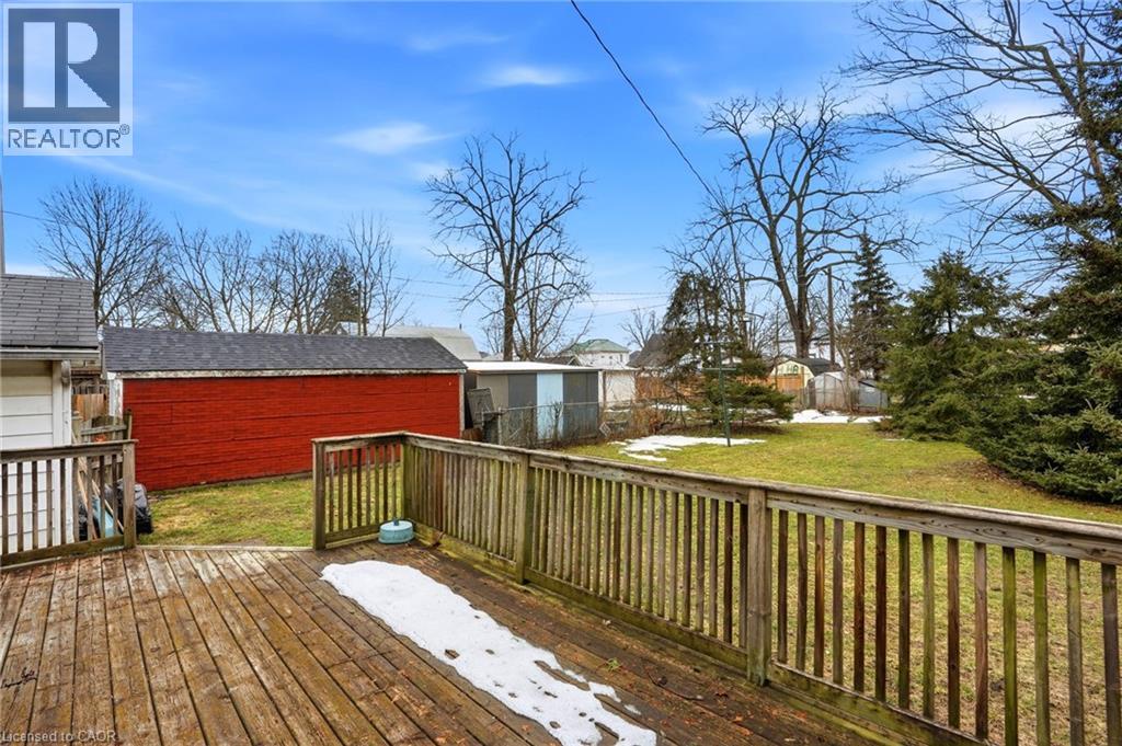 520 Alder Street E, Dunnville, Ontario