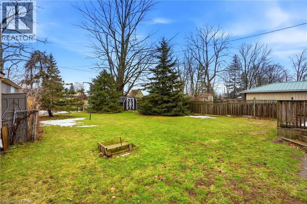520 Alder Street E, Dunnville, Ontario