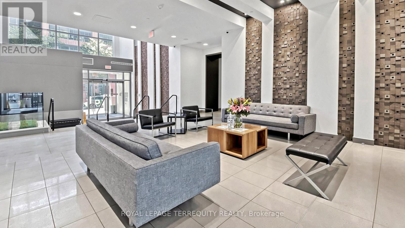 1705 - 20 Bruyeres Mews, Toronto (niagara), Ontario