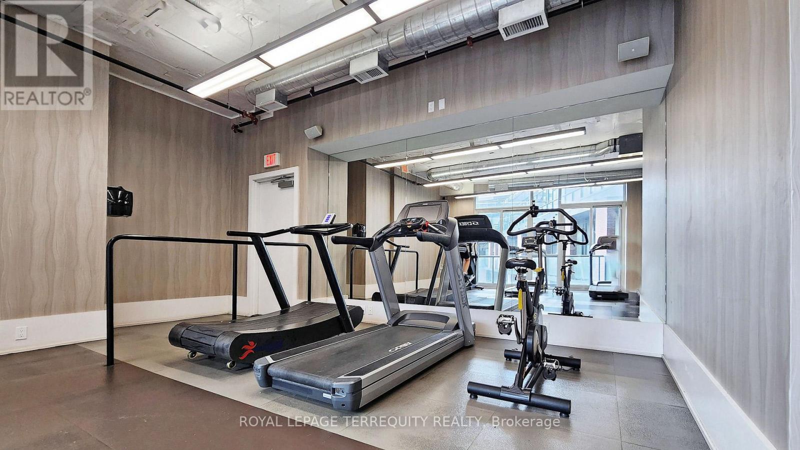 1705 - 20 Bruyeres Mews, Toronto (niagara), Ontario