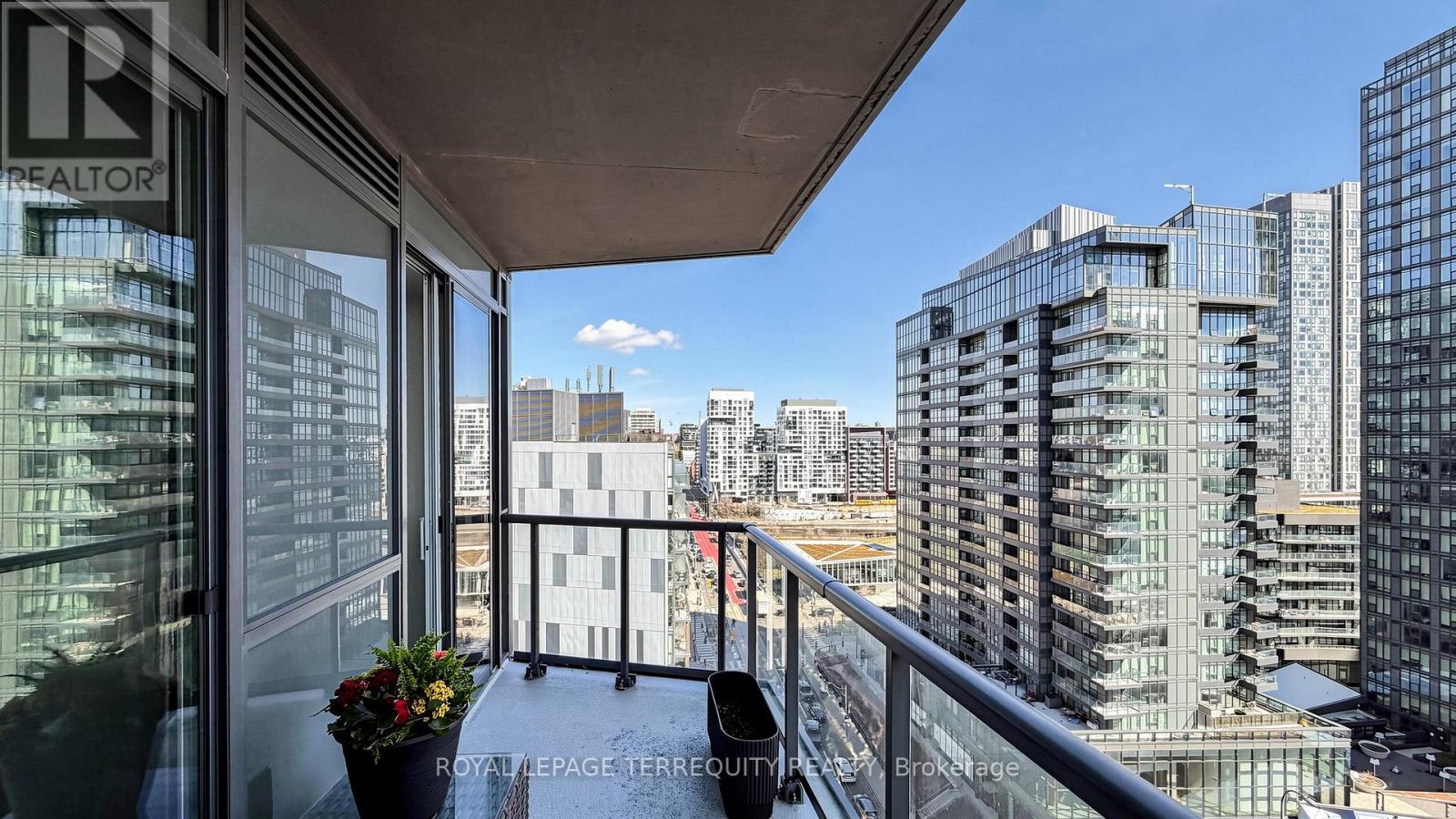 1705 - 20 Bruyeres Mews, Toronto (niagara), Ontario