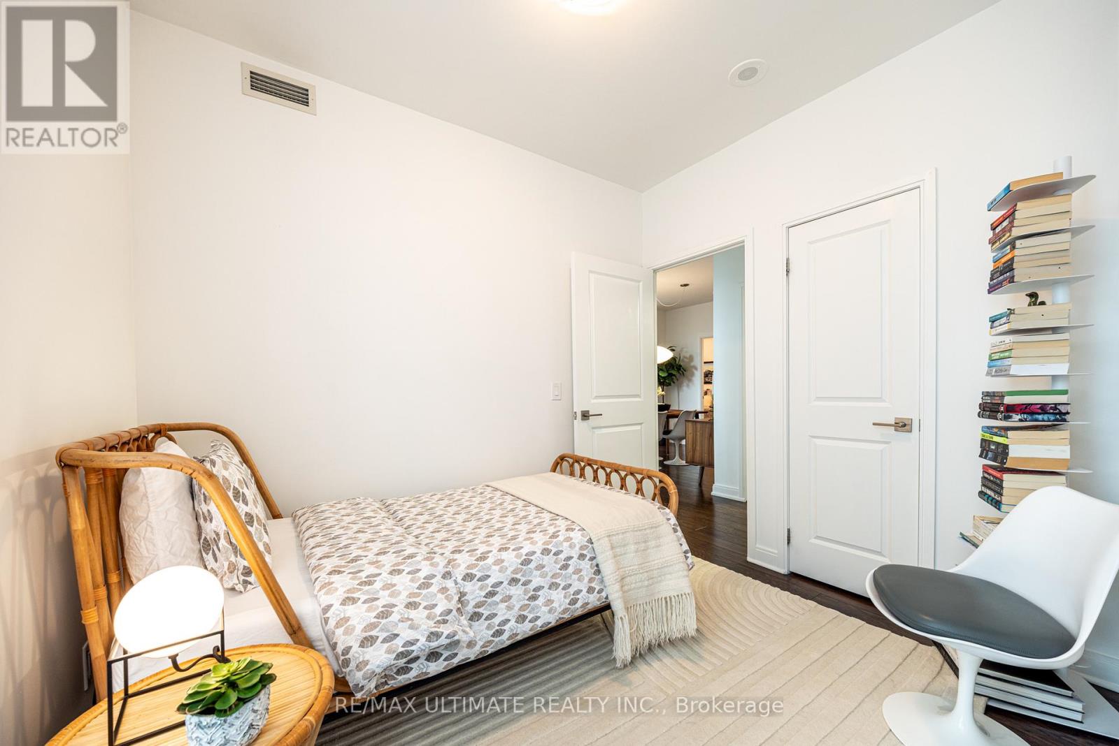 1403 - 88 Broadway Avenue, Toronto (mount Pleasant West), Ontario