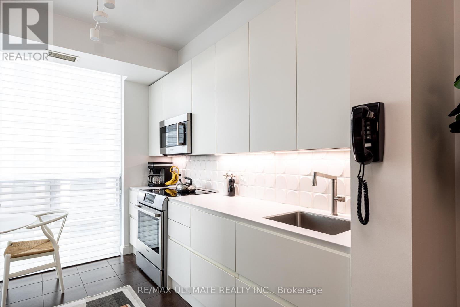 1403 - 88 Broadway Avenue, Toronto (mount Pleasant West), Ontario