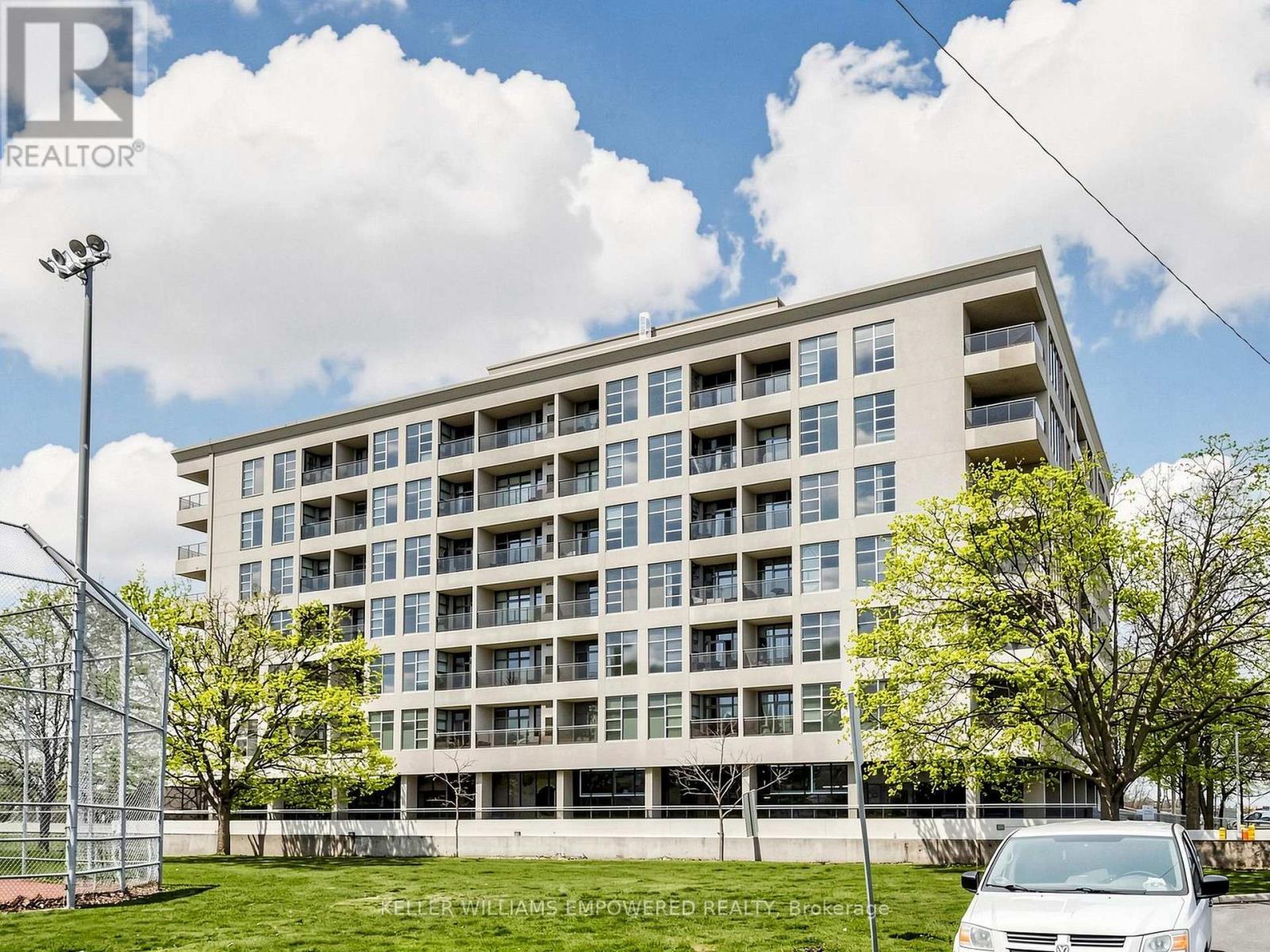 316 - 1 Leaside Park Drive, Toronto (leaside), Ontario