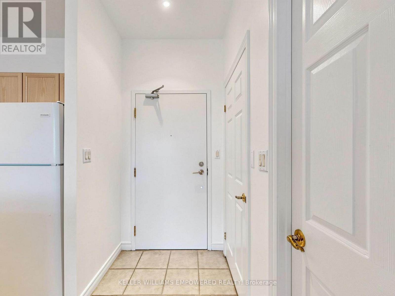 316 - 1 Leaside Park Drive, Toronto (leaside), Ontario