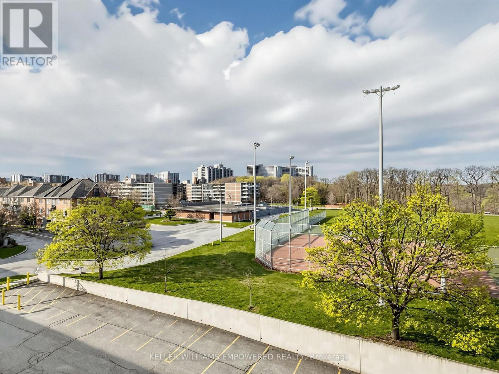 316 - 1 Leaside Park Drive, Toronto (leaside), Ontario