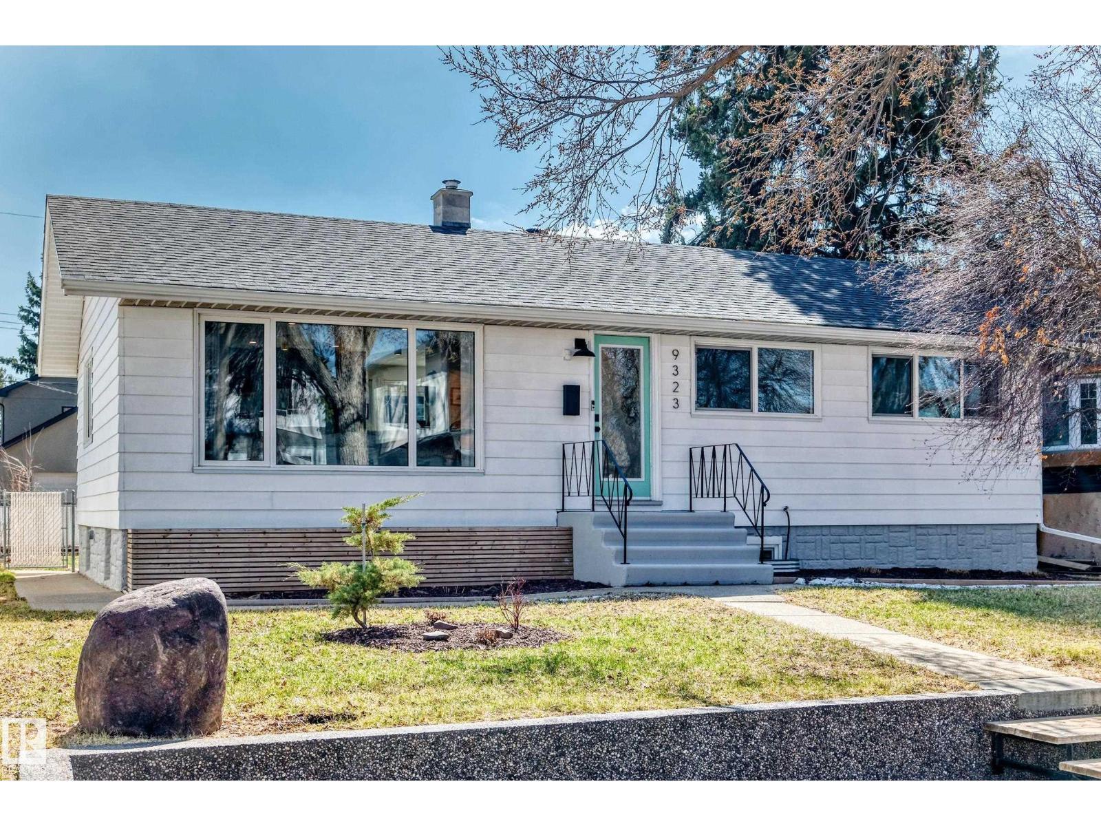9323 70 Av Nw, Edmonton, Alberta