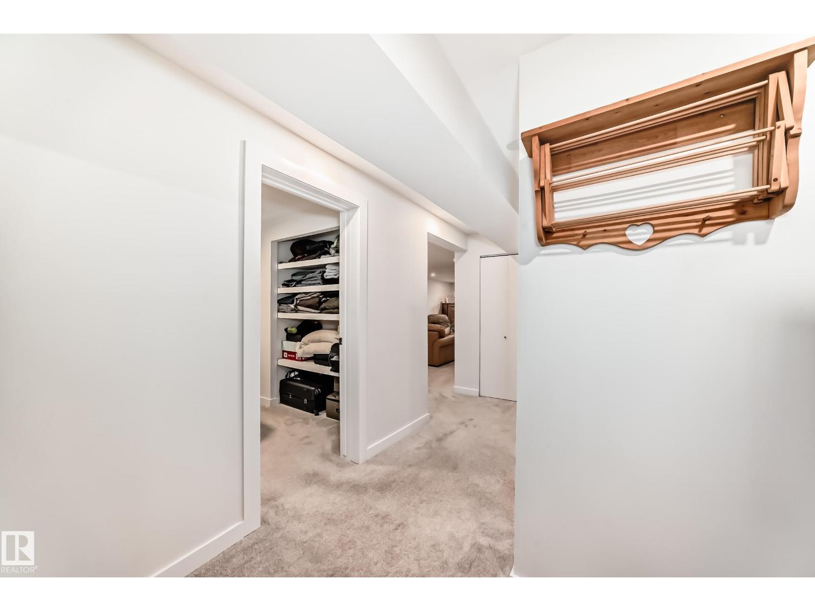 9323 70 Av Nw, Edmonton, Alberta