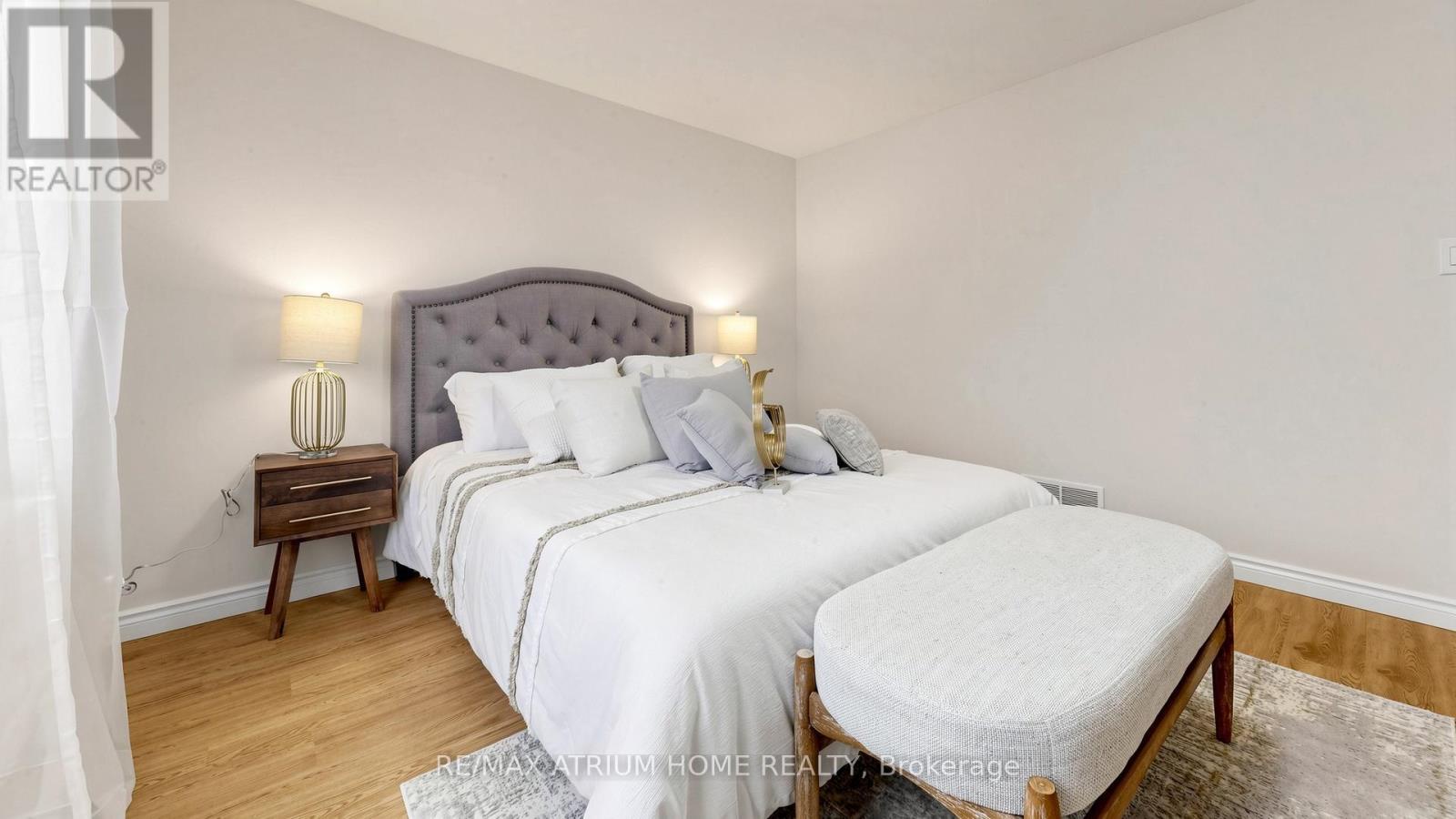 13 Applegate Crescent, Toronto (hillcrest Village), Ontario