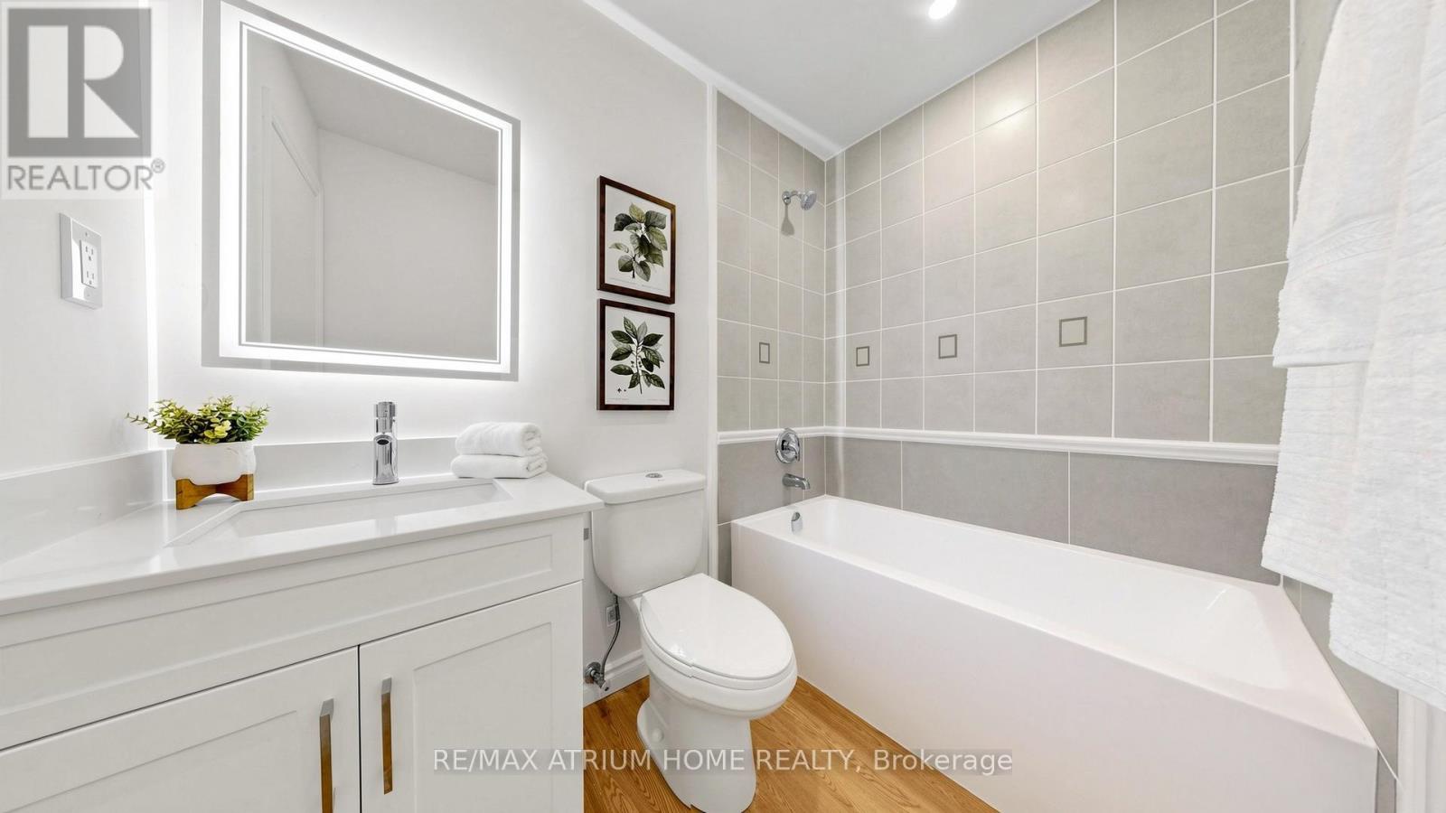 13 Applegate Crescent, Toronto (hillcrest Village), Ontario