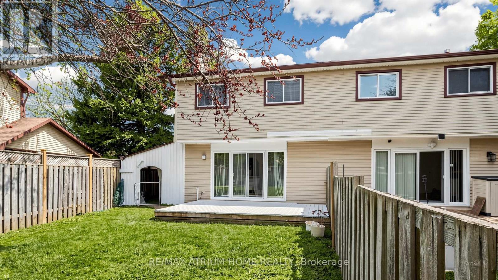 13 Applegate Crescent, Toronto (hillcrest Village), Ontario